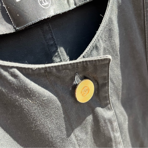 💔SOLD💔 CHANEL Vintage Little Black Jacket with CC logo buttons denim FR40 auth - Picture 6 of 15